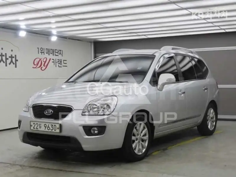 2011 KIA Carens