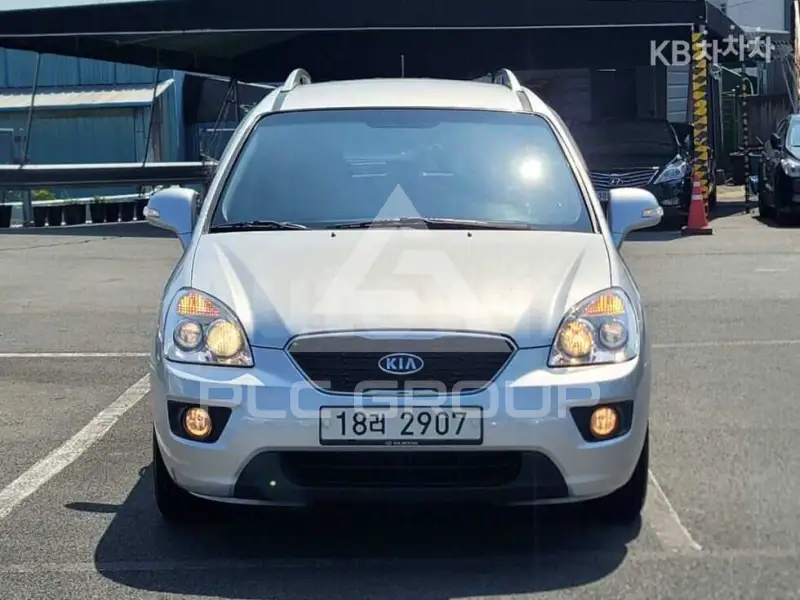 2011 KIA Carens