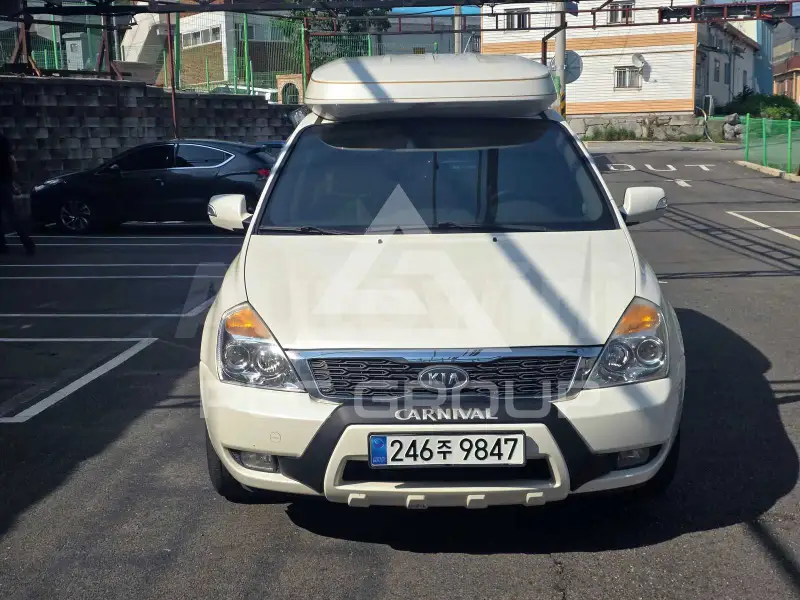2011 KIA Carnival