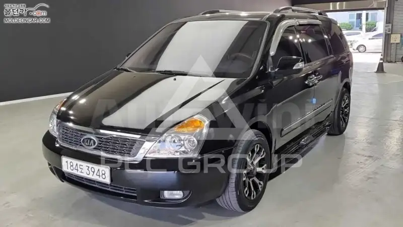 2011 KIA Carnival
