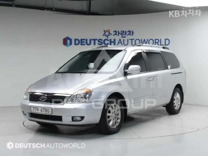 2011 KIA Carnival