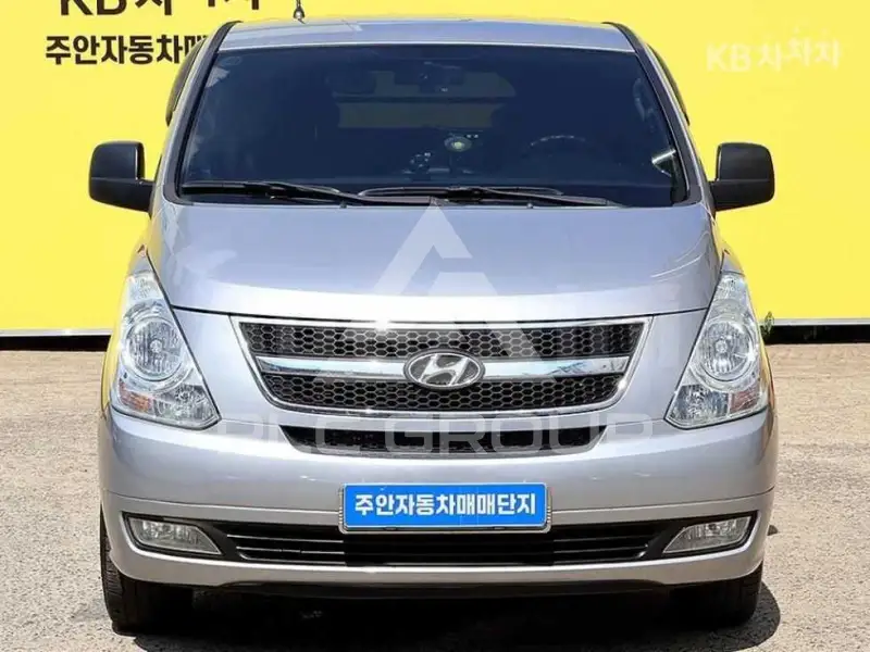 2011 Hyundai Starex