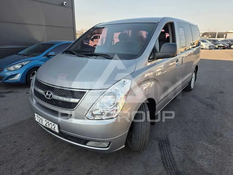 2011 Hyundai Starex
