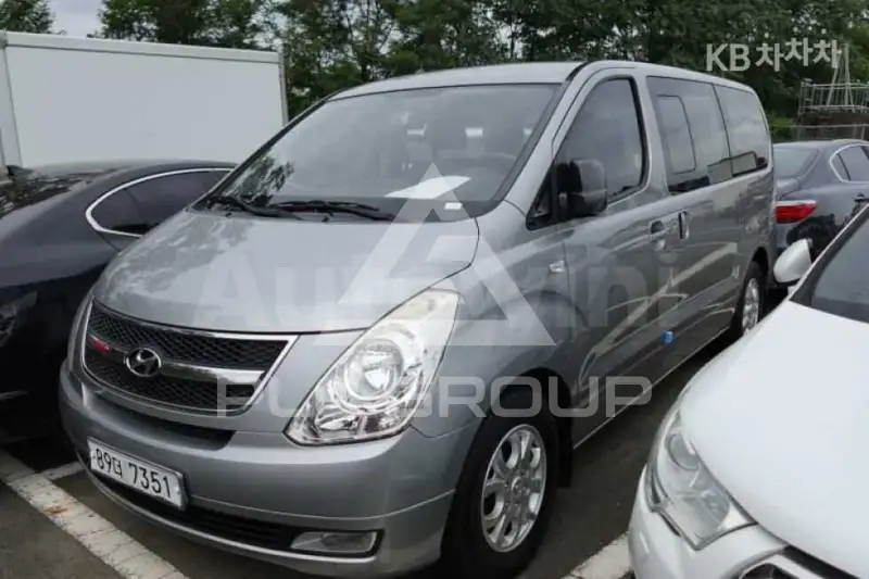 2011 Hyundai Starex
