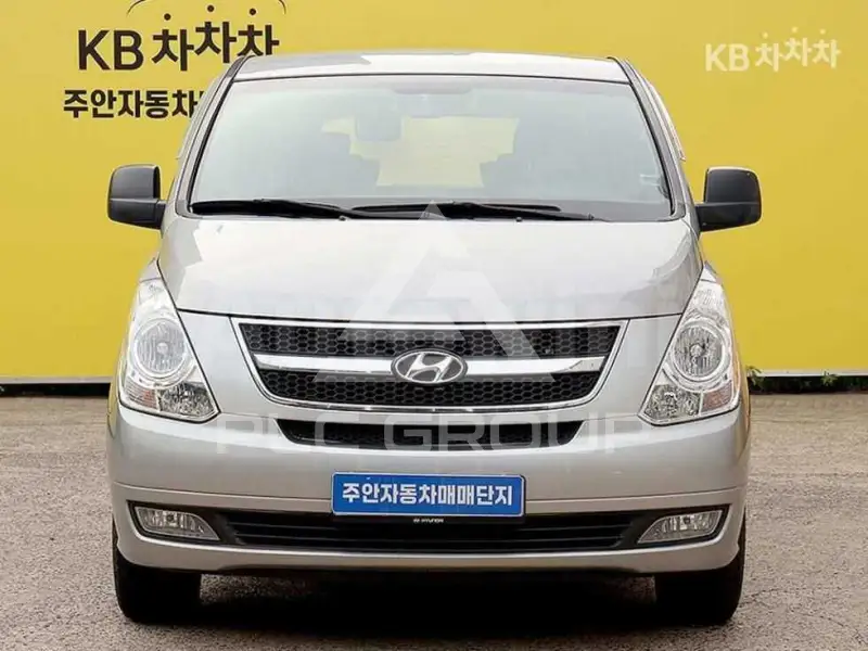 2011 Hyundai Starex