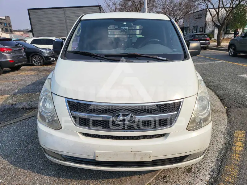 2011 Hyundai Starex