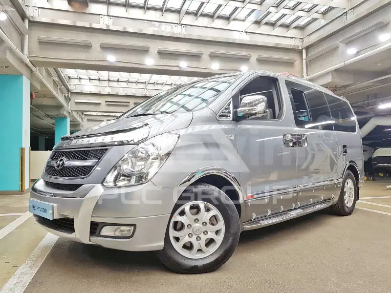 2011 Hyundai Starex