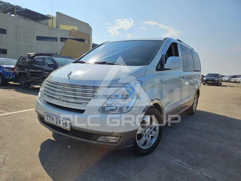 2011 Hyundai Starex