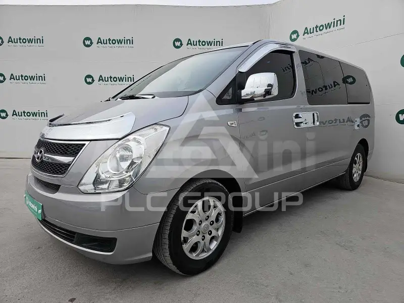 2011 Hyundai Starex