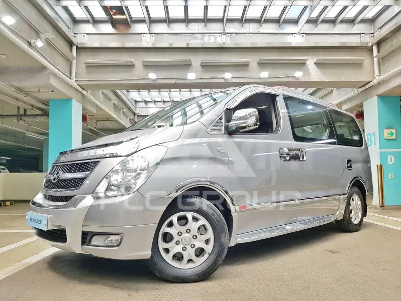 2011 Hyundai Starex