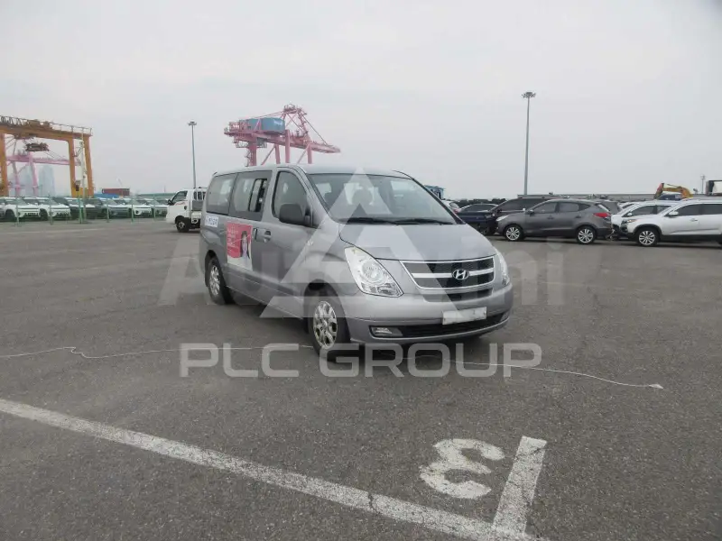 2011 Hyundai Starex
