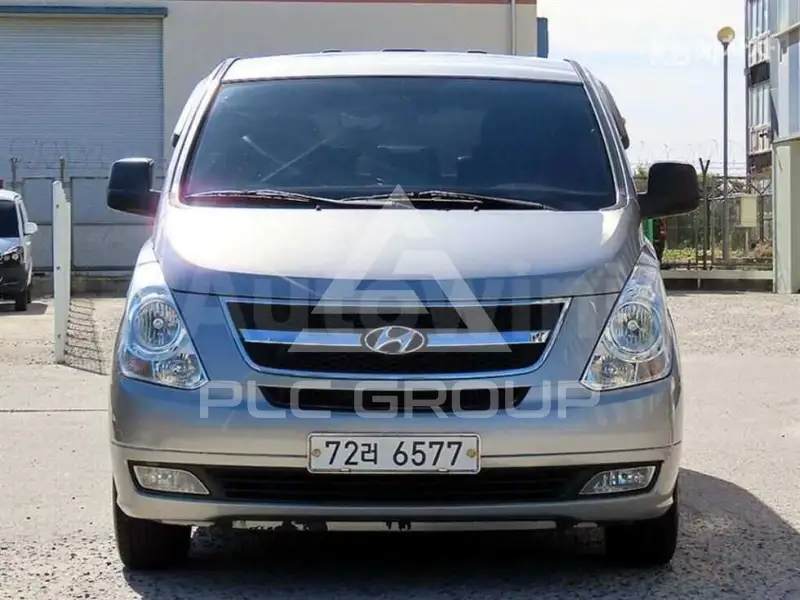 2011 Hyundai Starex