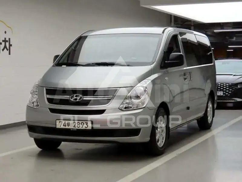 2011 Hyundai Starex