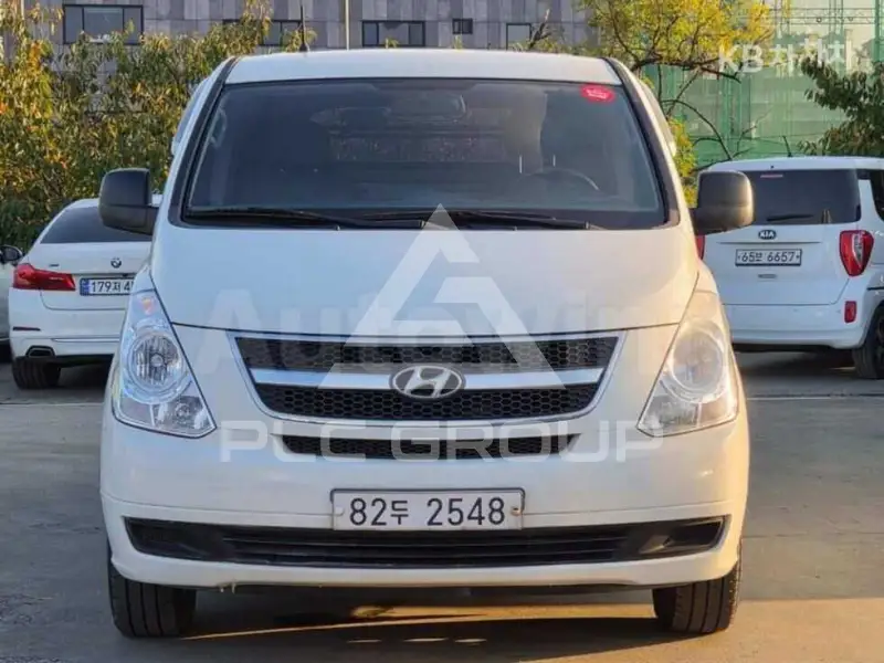 2011 Hyundai Starex