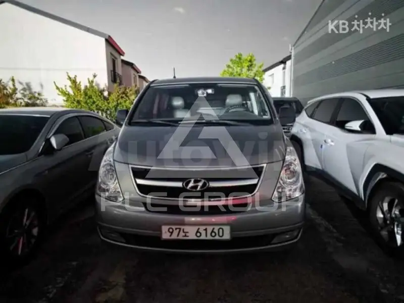 2011 Hyundai Starex