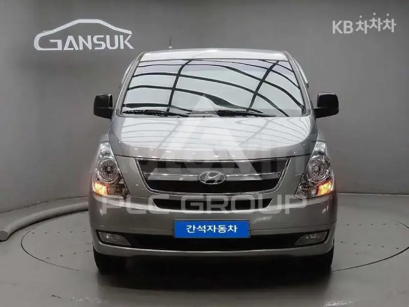 2011 Hyundai Starex