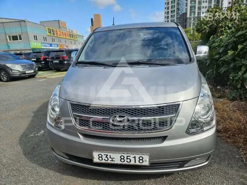 2011 Hyundai Starex
