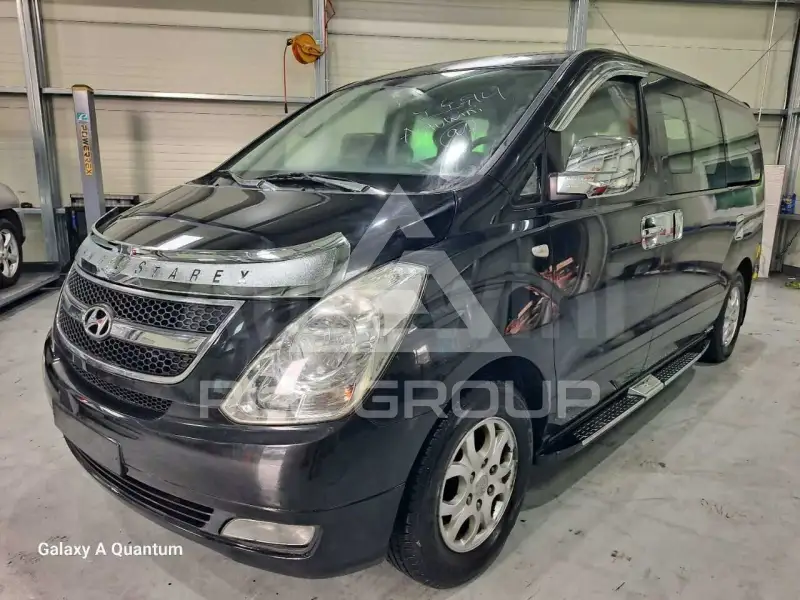 2011 Hyundai Starex