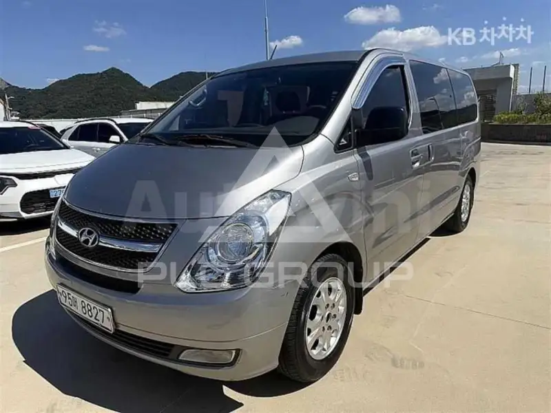 2011 Hyundai Starex