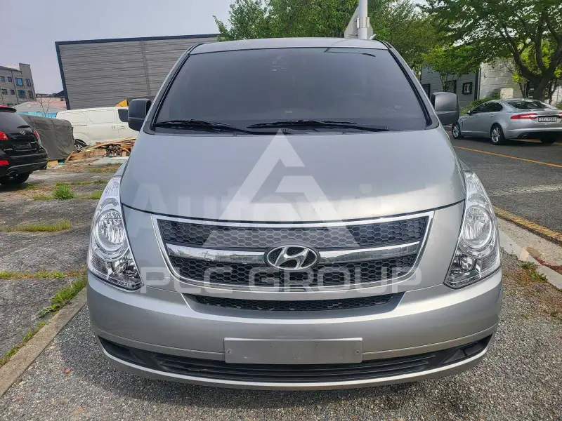 2011 Hyundai Starex