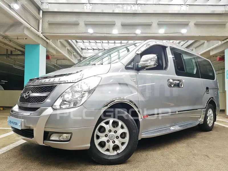 2011 Hyundai Starex