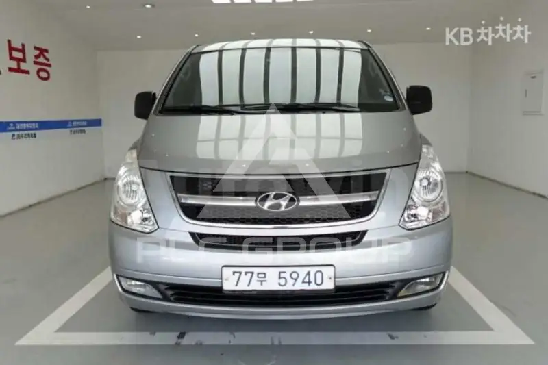 2011 Hyundai Starex