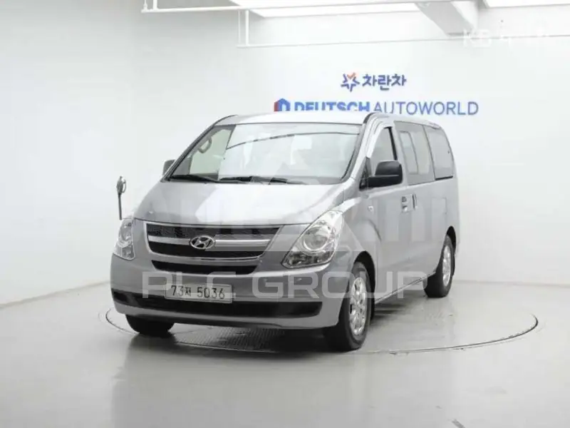 2011 Hyundai Starex