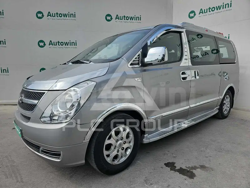 2011 Hyundai Starex