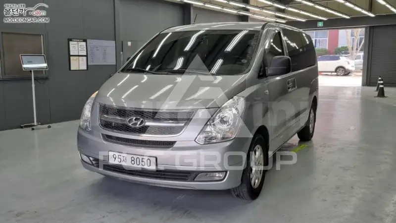 2011 Hyundai Starex