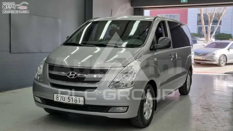 2011 Hyundai Starex