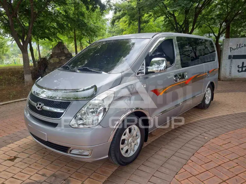 2011 Hyundai Starex