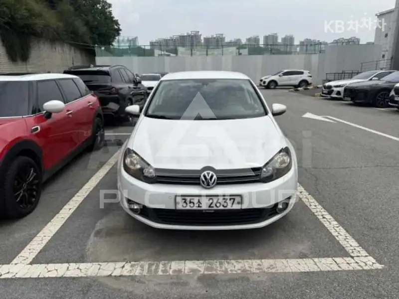 2011 Volkswagen GOLF
