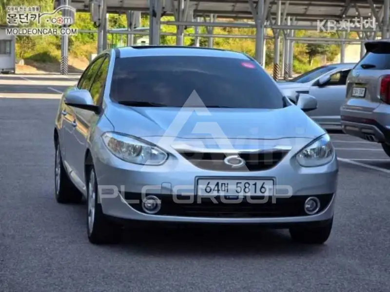 2011 Renault SM3