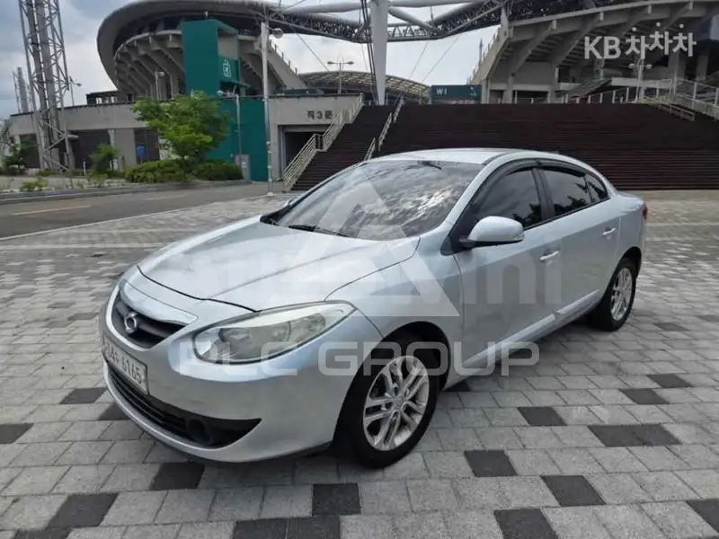 2011 Renault SM3