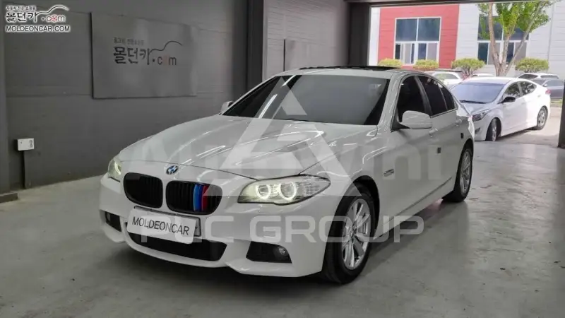2012 BMW 523