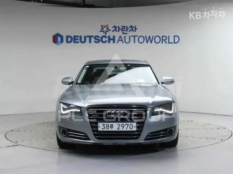 2012 Audi A8