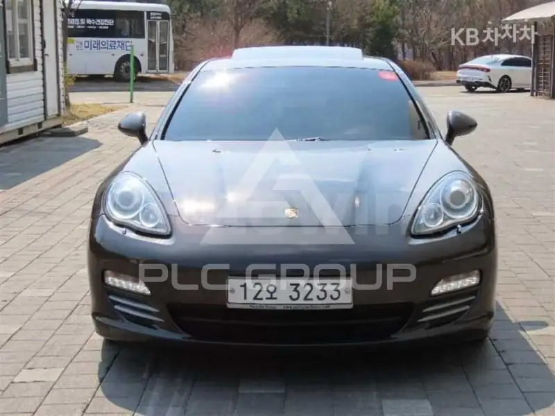 2012 Porsche Panamera