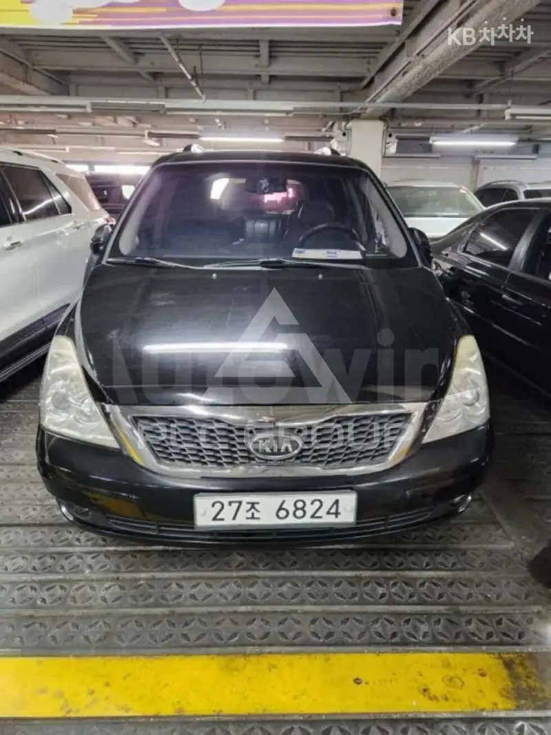 2012 KIA Carnival