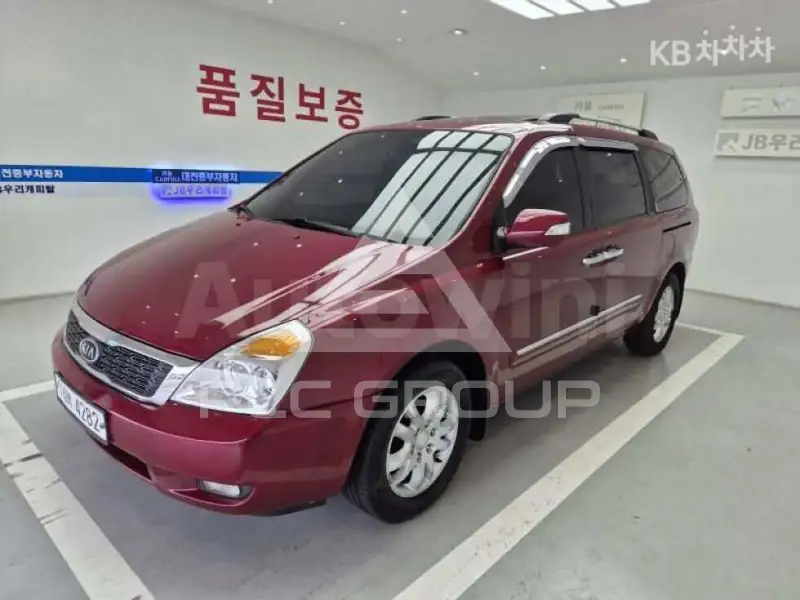 2012 KIA Carnival