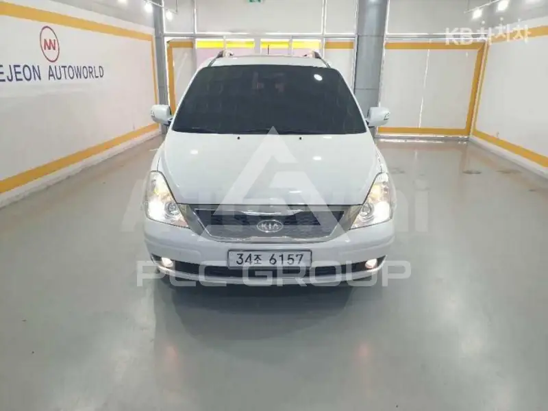 2012 KIA Carnival
