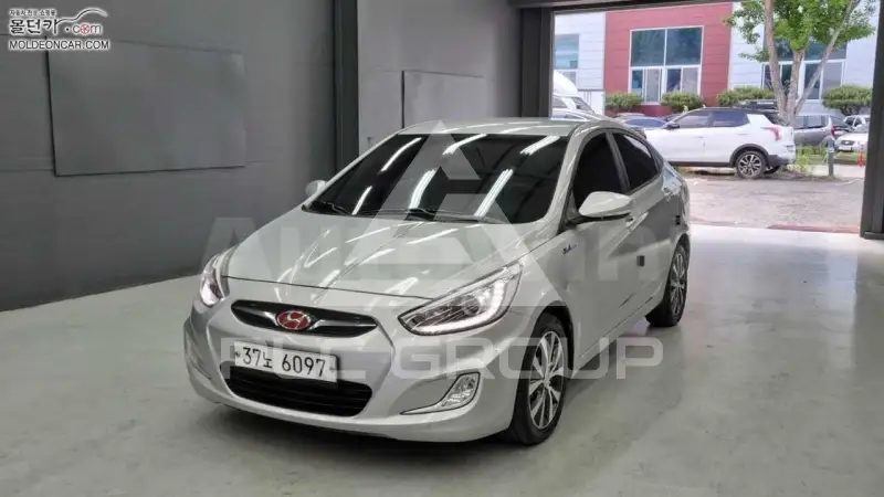 2012 Hyundai Accent