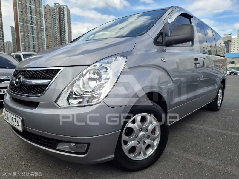 2012 Hyundai Starex