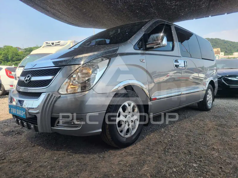 2012 Hyundai Starex