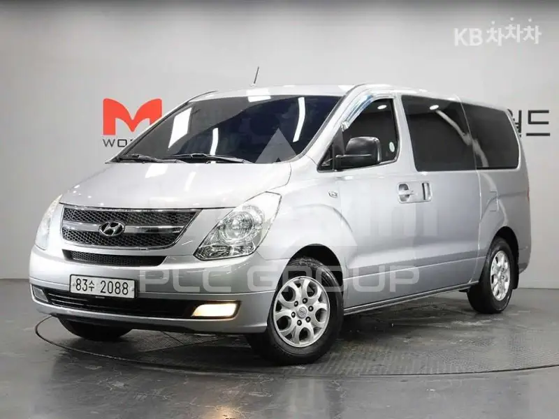 2012 Hyundai Starex