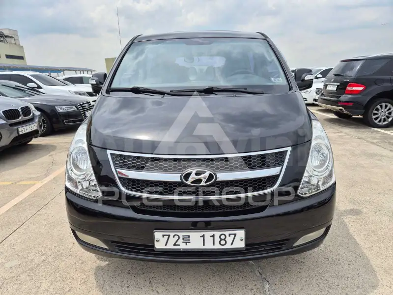 2012 Hyundai Starex