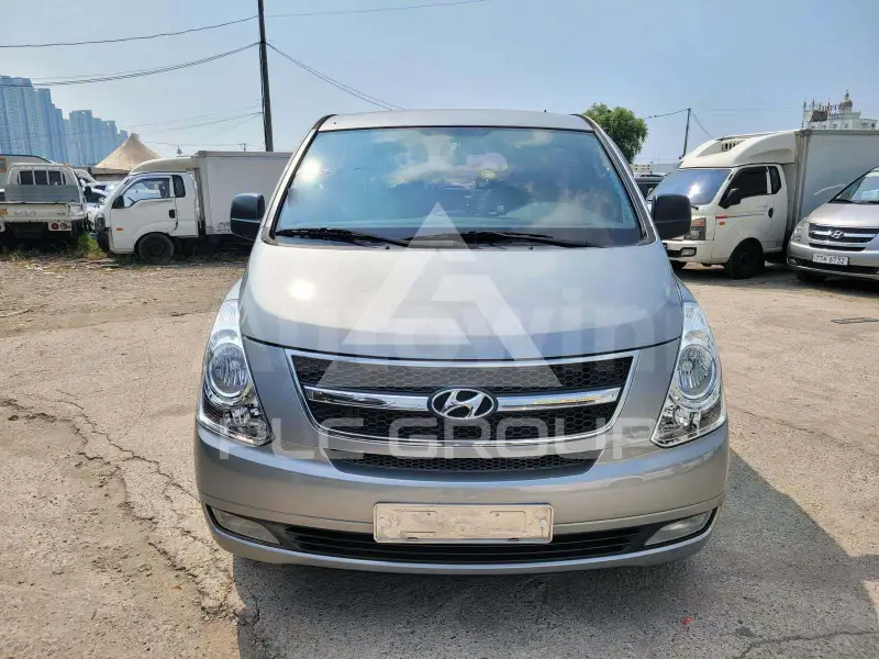 2012 Hyundai Starex