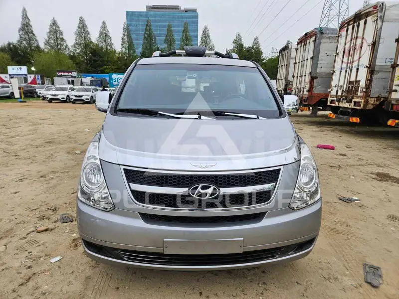 2012 Hyundai Starex