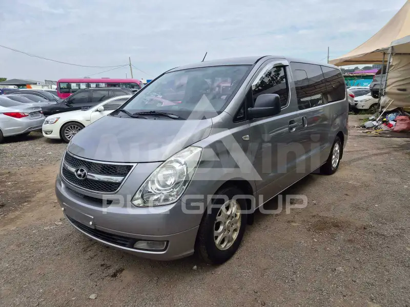 2012 Hyundai Starex