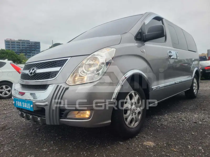 2012 Hyundai Starex