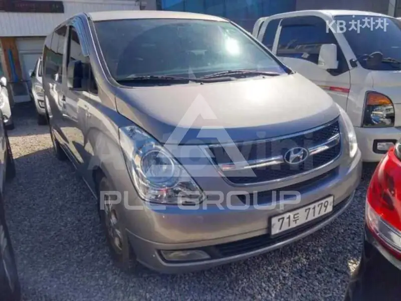 2012 Hyundai Starex